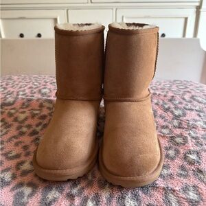 UGG Kids Boots in Tan